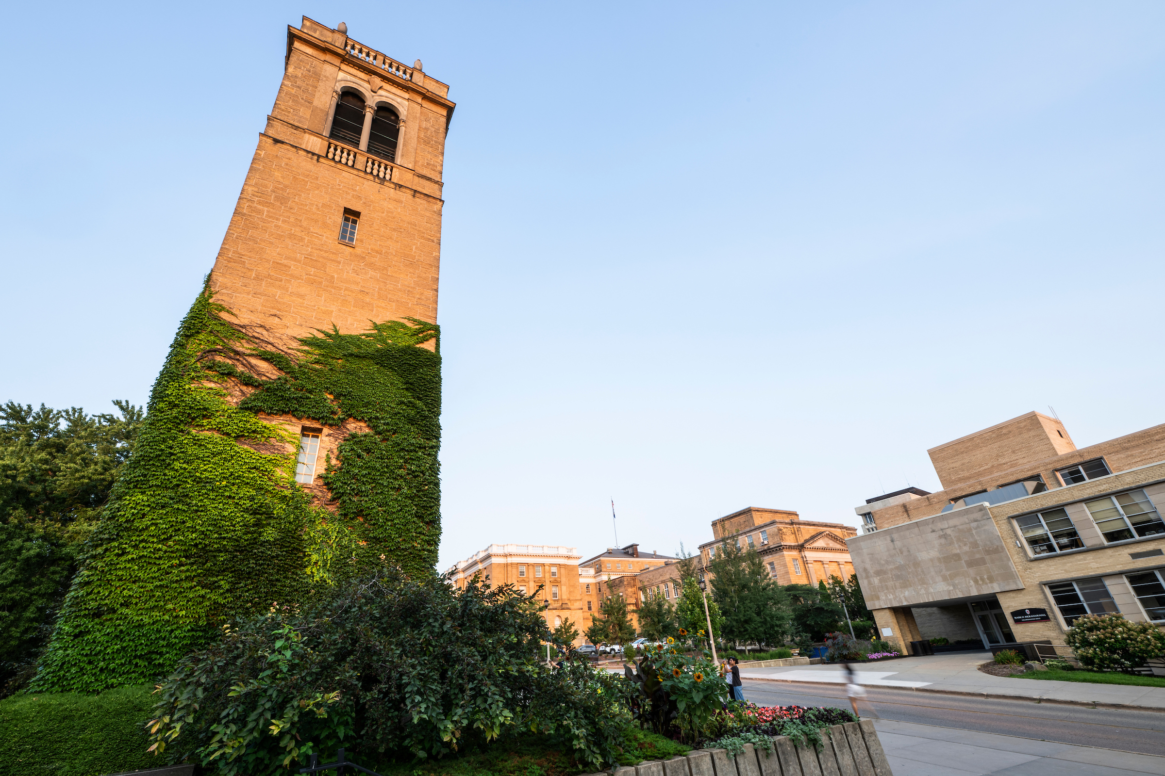 The sun shines on Bascom Hall at the University of Wisconsin–Madison on July 29, 2025. Ingraham Hall, home of L&S Academic Advising Services, is shown in the foreground. (Photo by Taylor Wolfram / UW–Madison)
